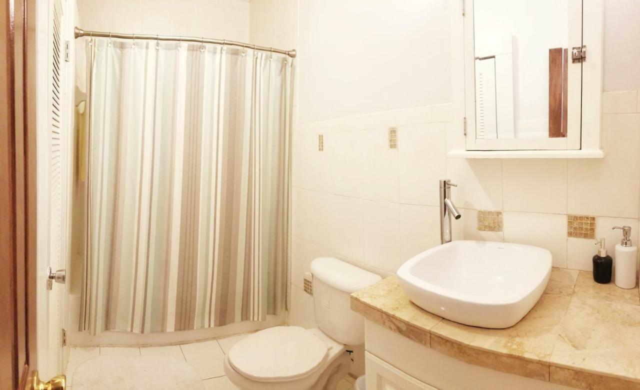 A Peaceful Stay In Miami Exterior photo